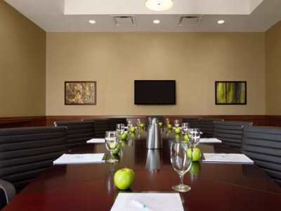 Hotel Embassy Hamilton Place Chattanooga