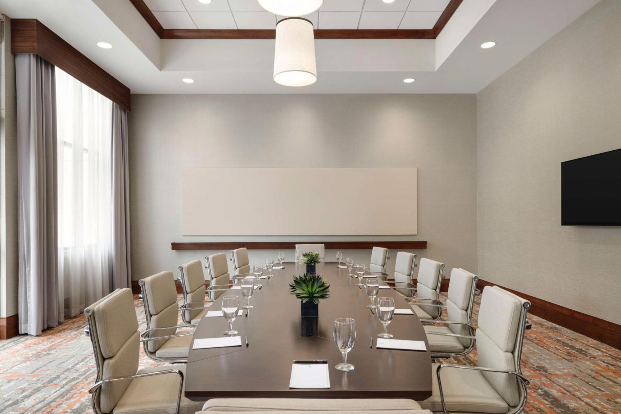 Embassy Hamilton Place 4* Chattanooga